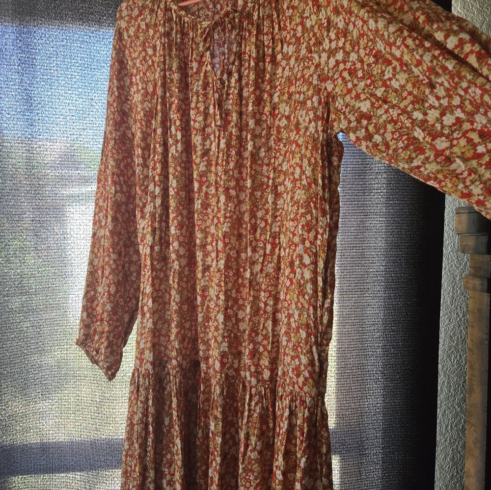 Dress - Picture 2 of 3